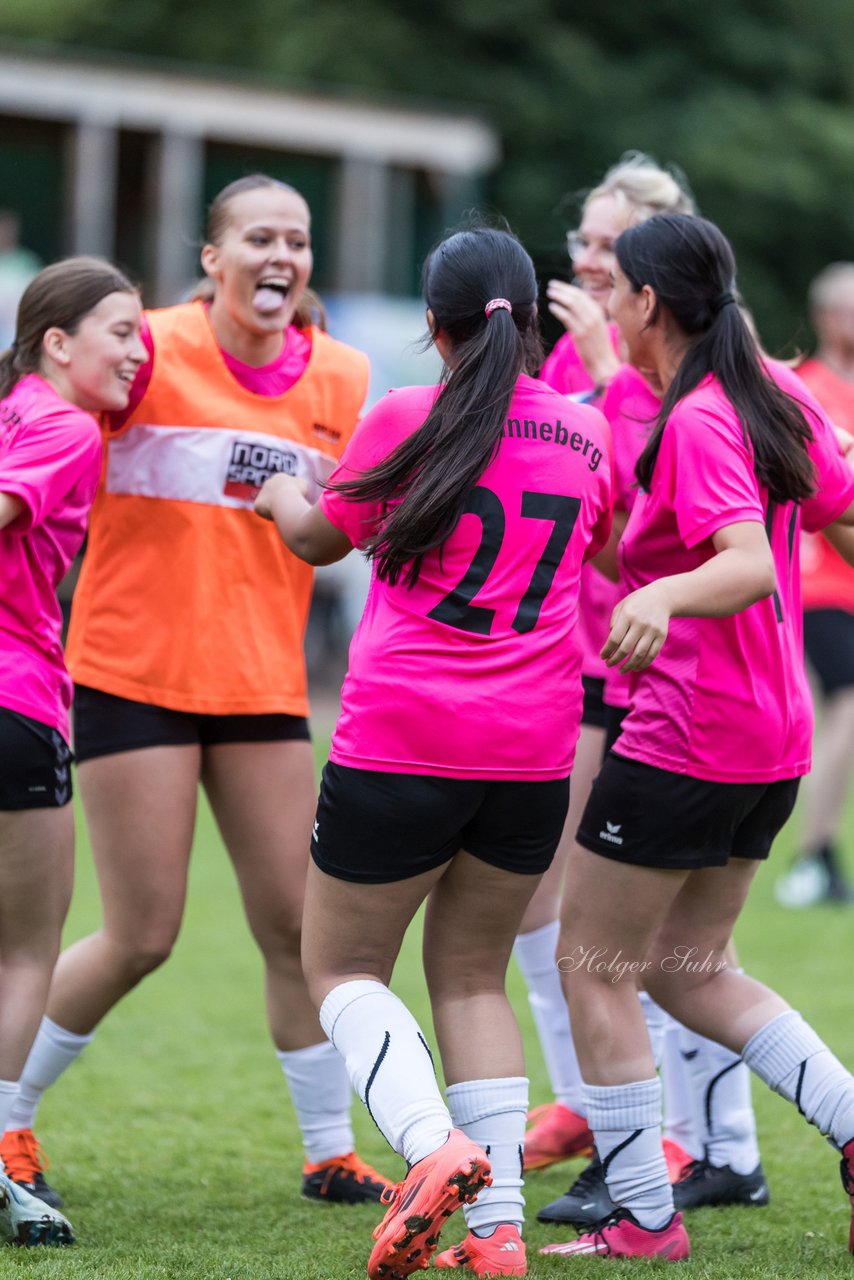 Bild 455 - Loewinnen Cup
